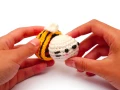 Breloczek do szydełkowania - pszczółka amigurumi
